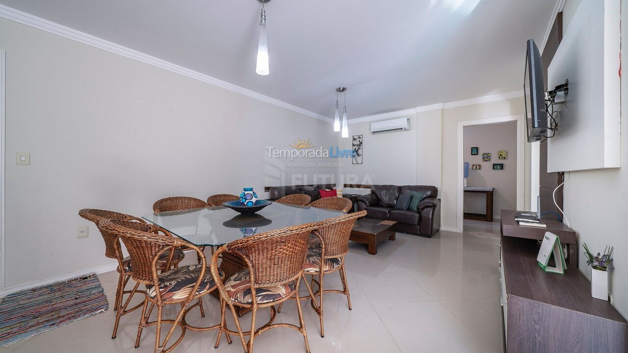 Apartment for vacation rental in Bombinhas (Praia de Bombas)