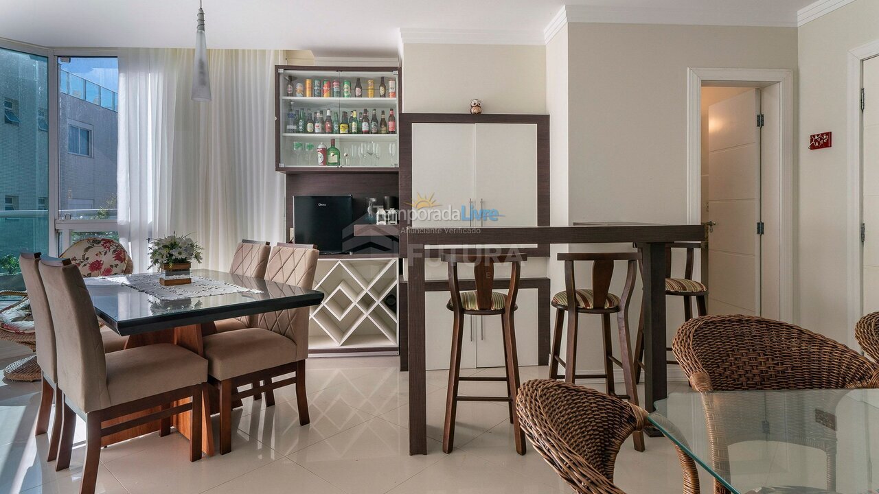 Apartment for vacation rental in Bombinhas (Praia de Bombas)