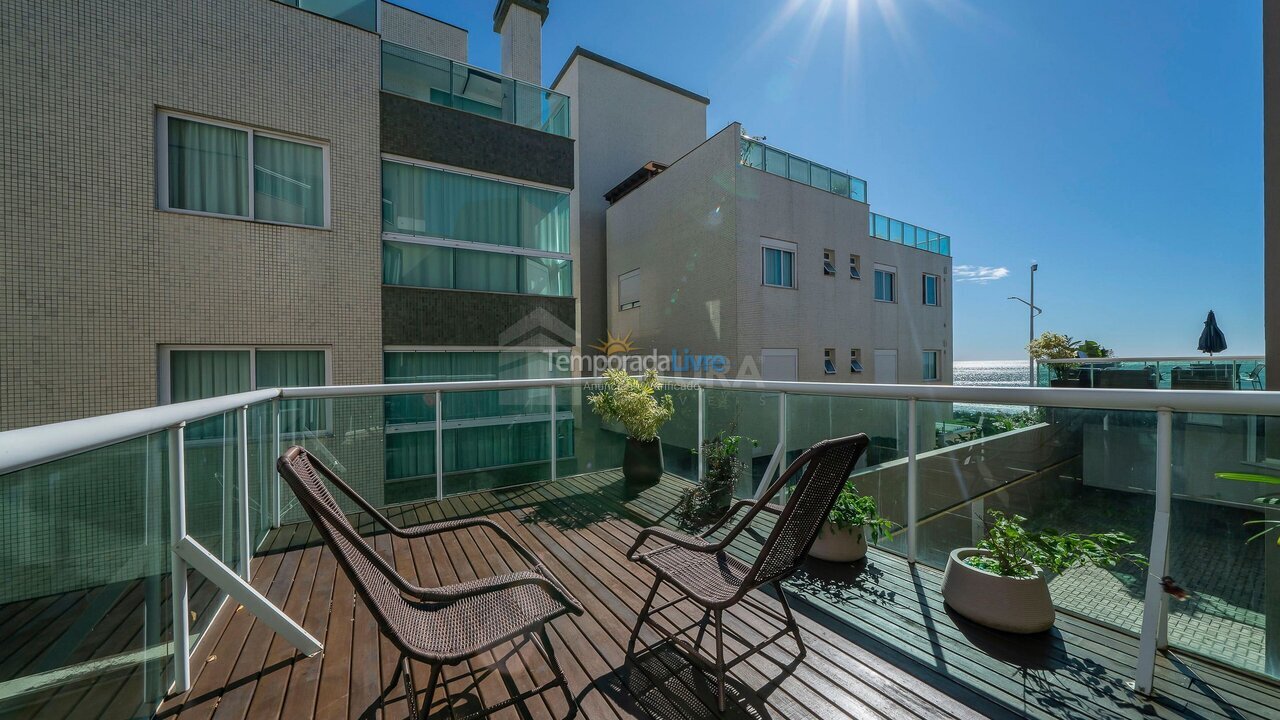 Apartment for vacation rental in Bombinhas (Praia de Bombas)