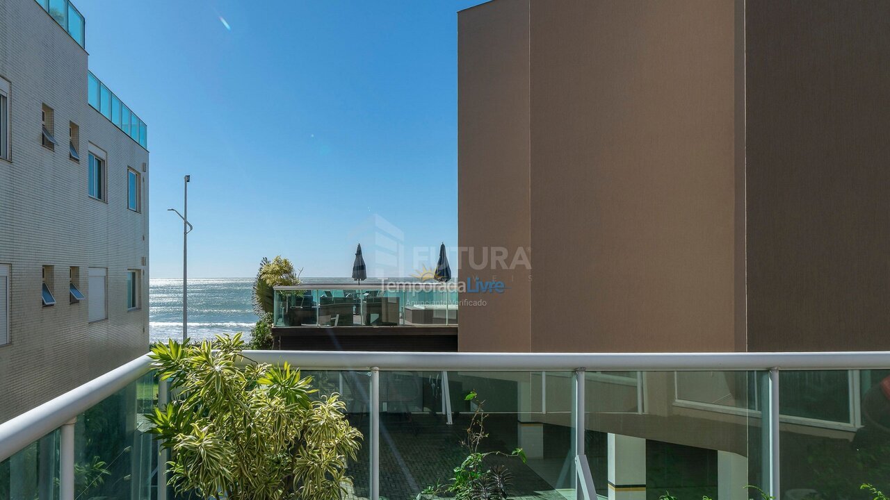 Apartment for vacation rental in Bombinhas (Praia de Bombas)