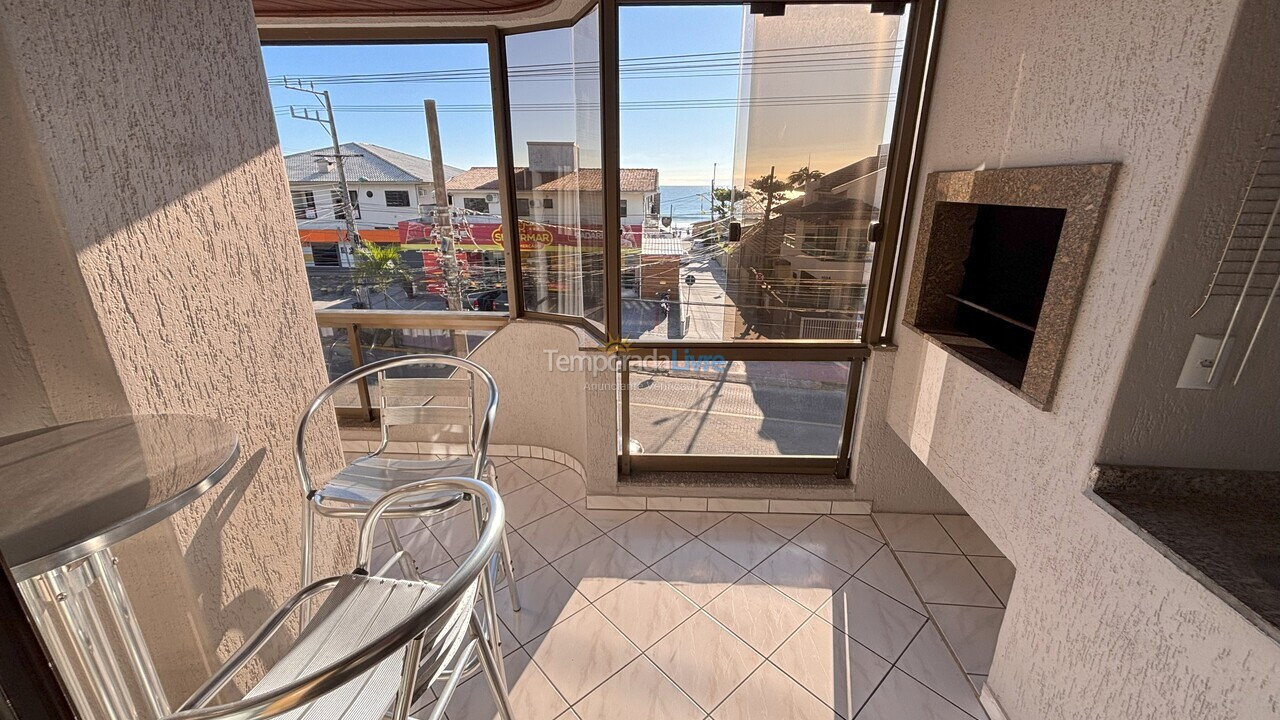 Apartamento para aluguel de temporada em Bombinhas (Praia de Bombas)