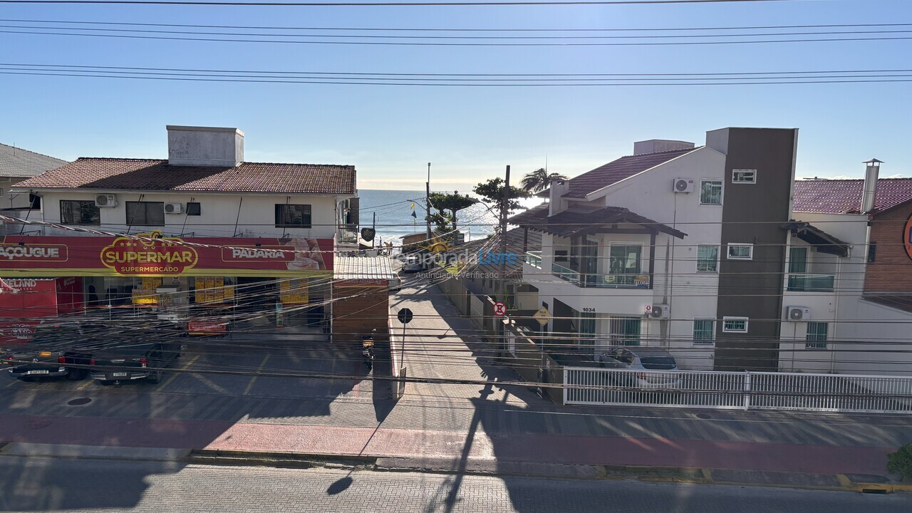 Apartamento para aluguel de temporada em Bombinhas (Praia de Bombas)