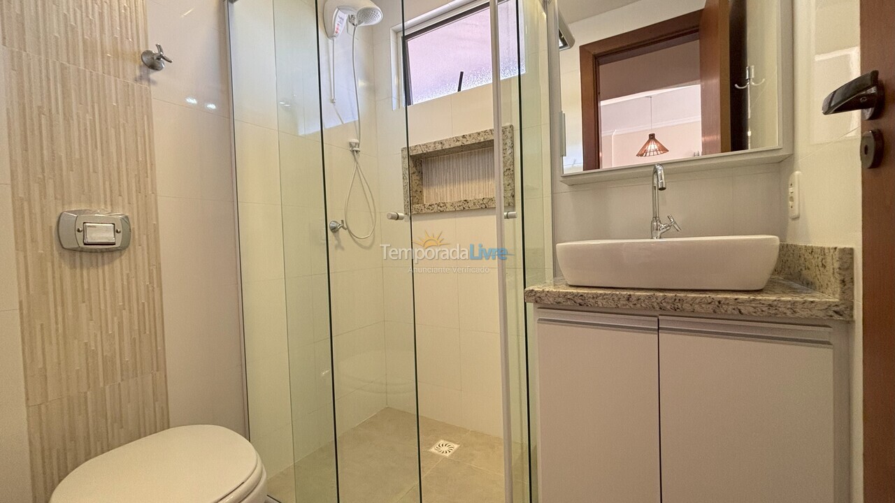 Apartamento para aluguel de temporada em Bombinhas (Praia de Bombas)