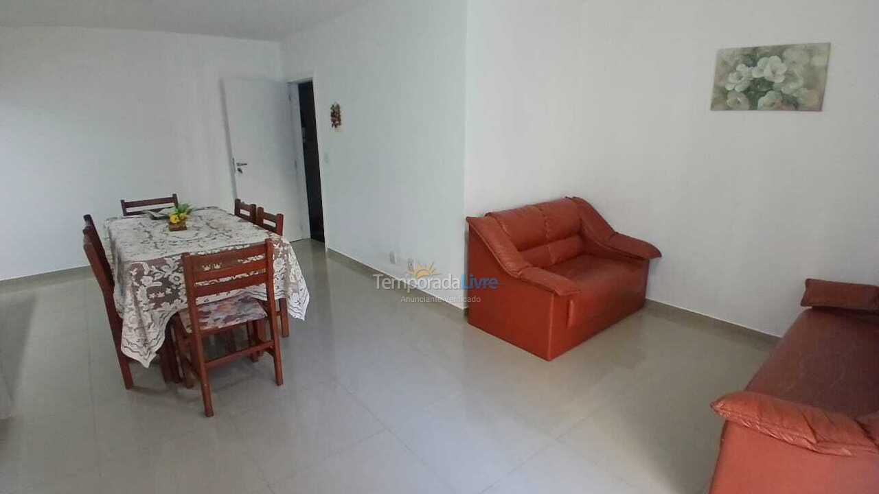 Apartamento para aluguel de temporada em Itapema (Meia Praia)