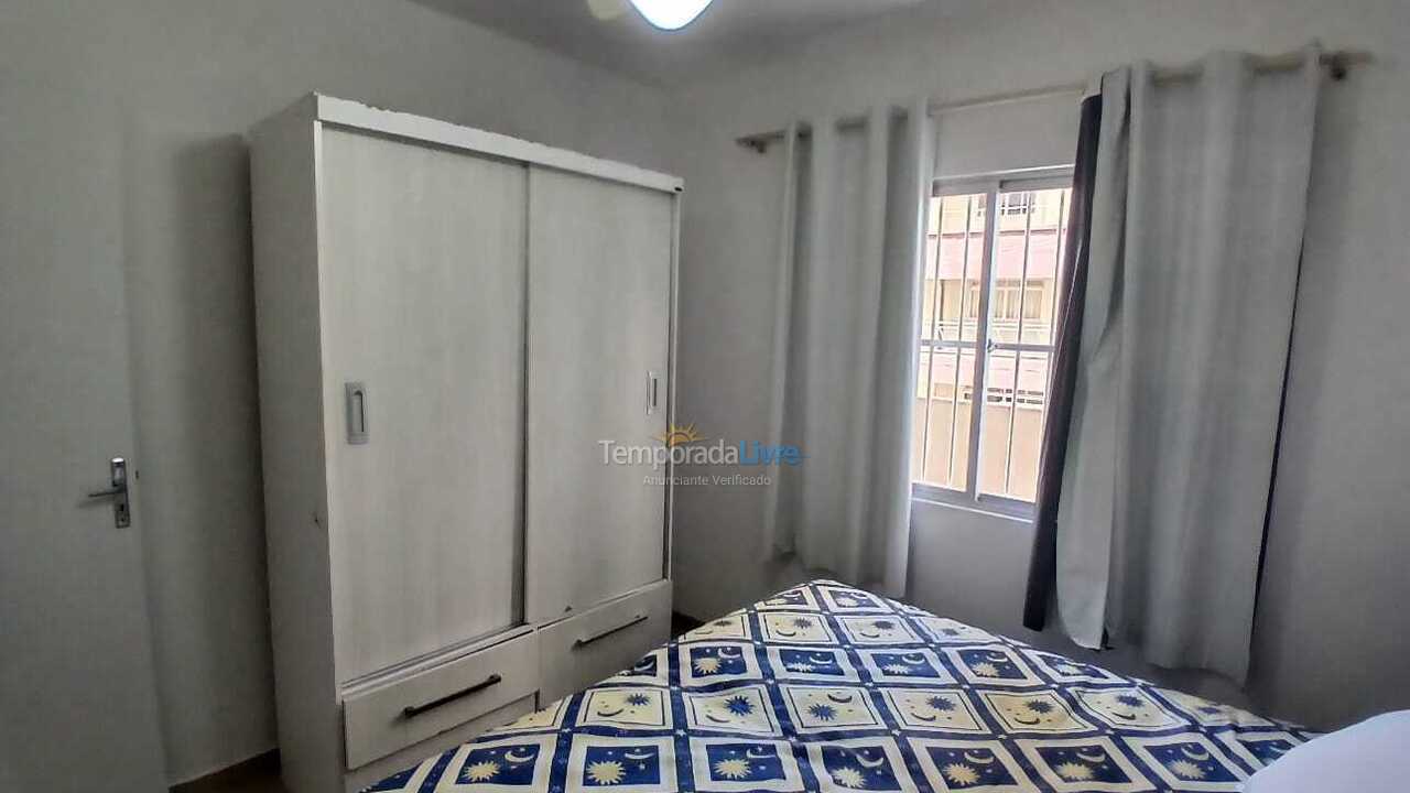 Apartamento para aluguel de temporada em Itapema (Meia Praia)