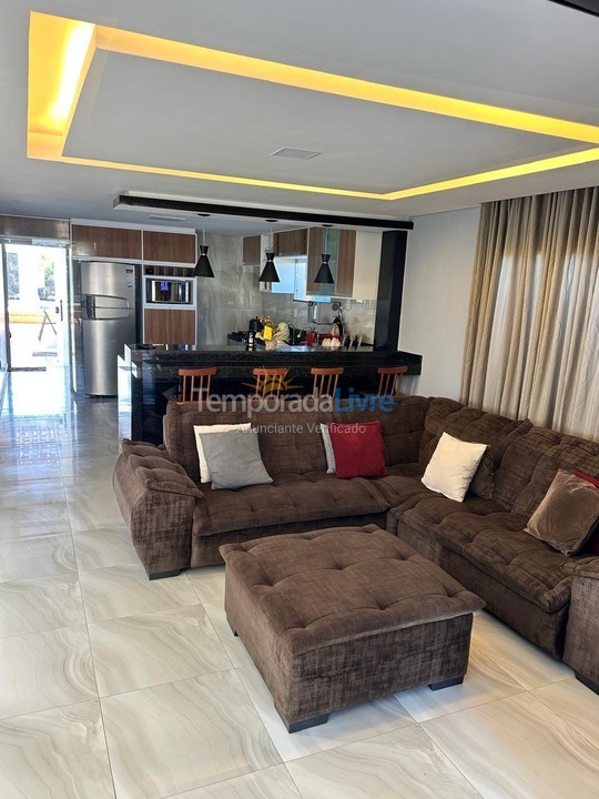 House for vacation rental in Camaçari (Arembepe)