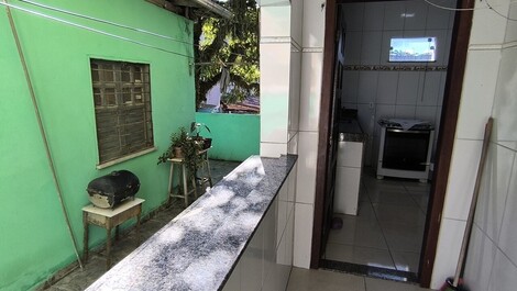 Cód. D004-CASA 2 QUARTOS,SENDO 1 SUÍTE,C/AR, 06 PESSOAS, ANTONIO TITO