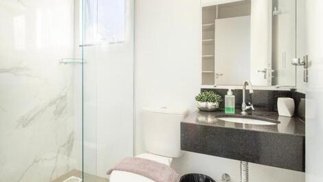 Beachfront House with Pool/ Daniela Beach/ Jurerê/Florianópolis