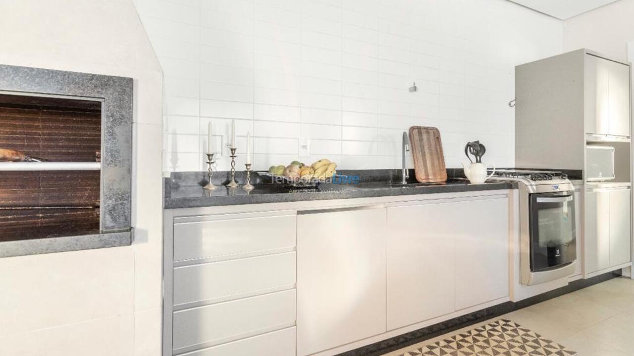 House for vacation rental in Florianópolis (Praia da Daniela)