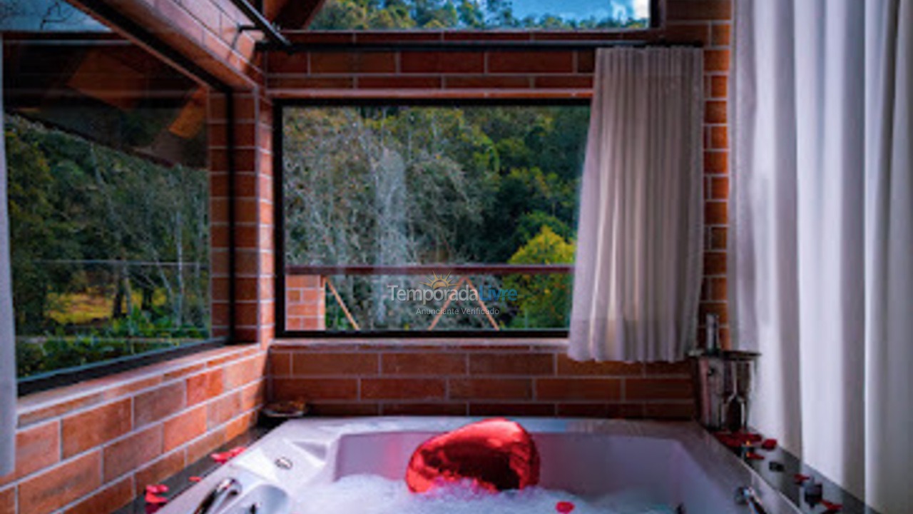 Chácara / sítio para aluguel de temporada em Angelina (Betânia)