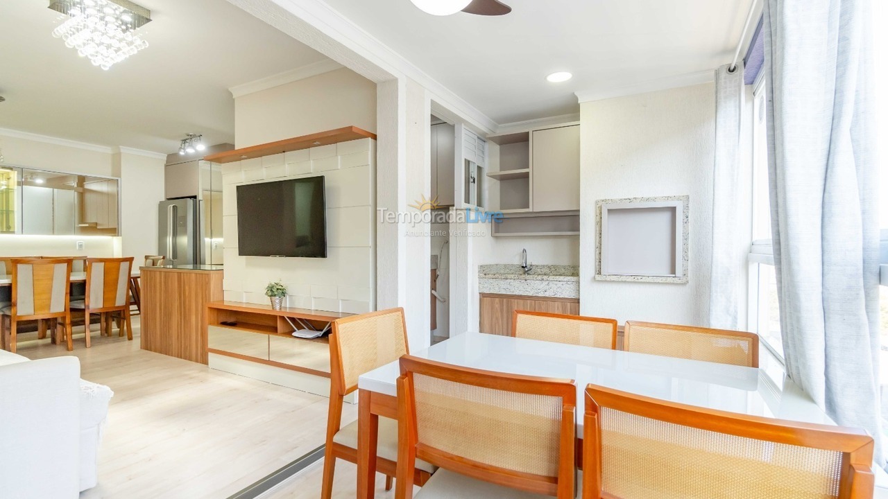 Apartamento para aluguel de temporada em Bombinhas (Praia de Bombas)