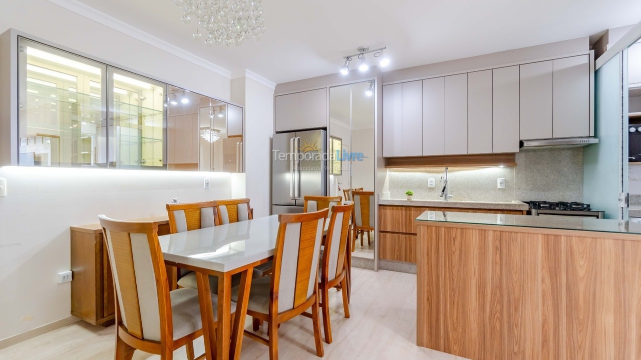 Apartamento para aluguel de temporada em Bombinhas (Praia de Bombas)