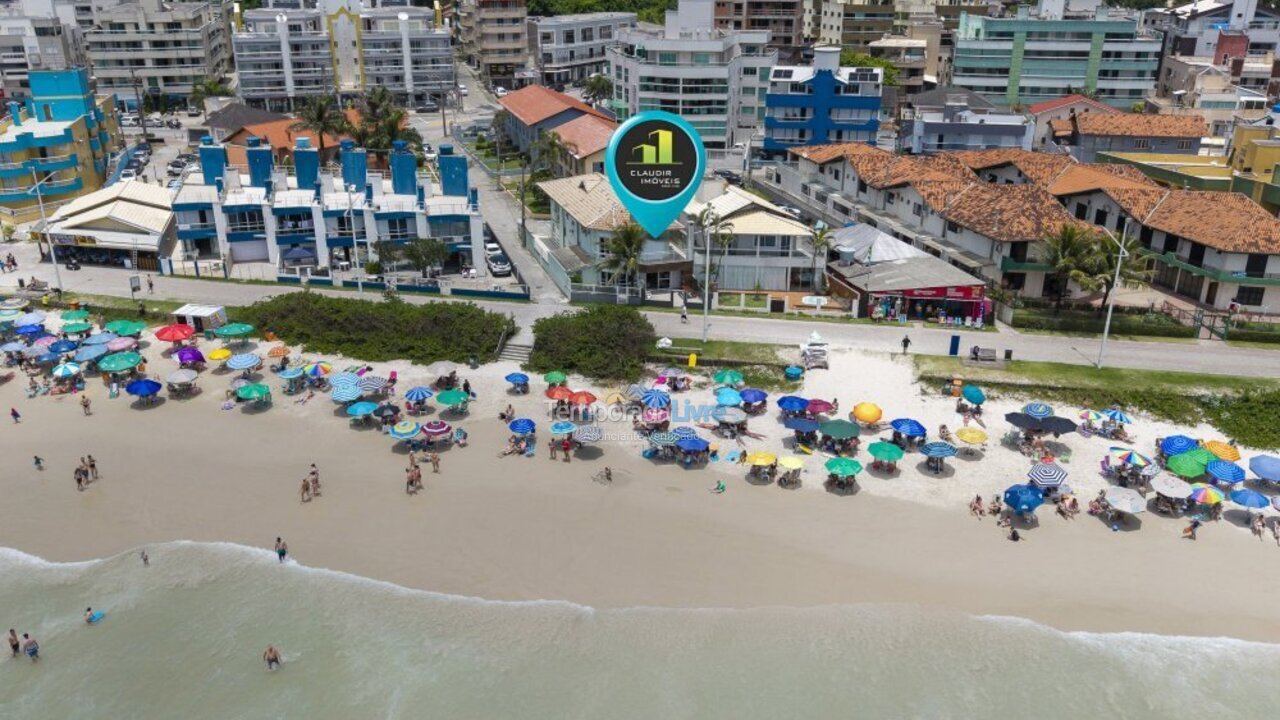 Casa para aluguel de temporada em Bombinhas (Praia de Bombas)