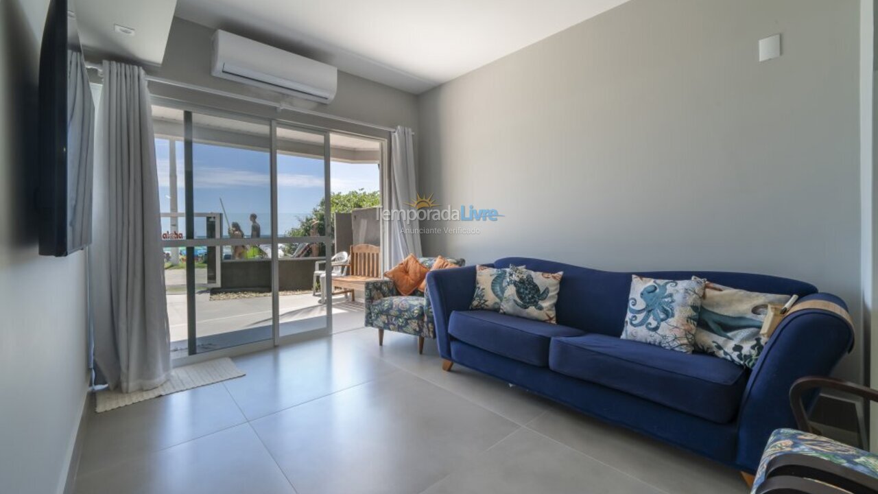 Casa para aluguel de temporada em Bombinhas (Praia de Bombas)