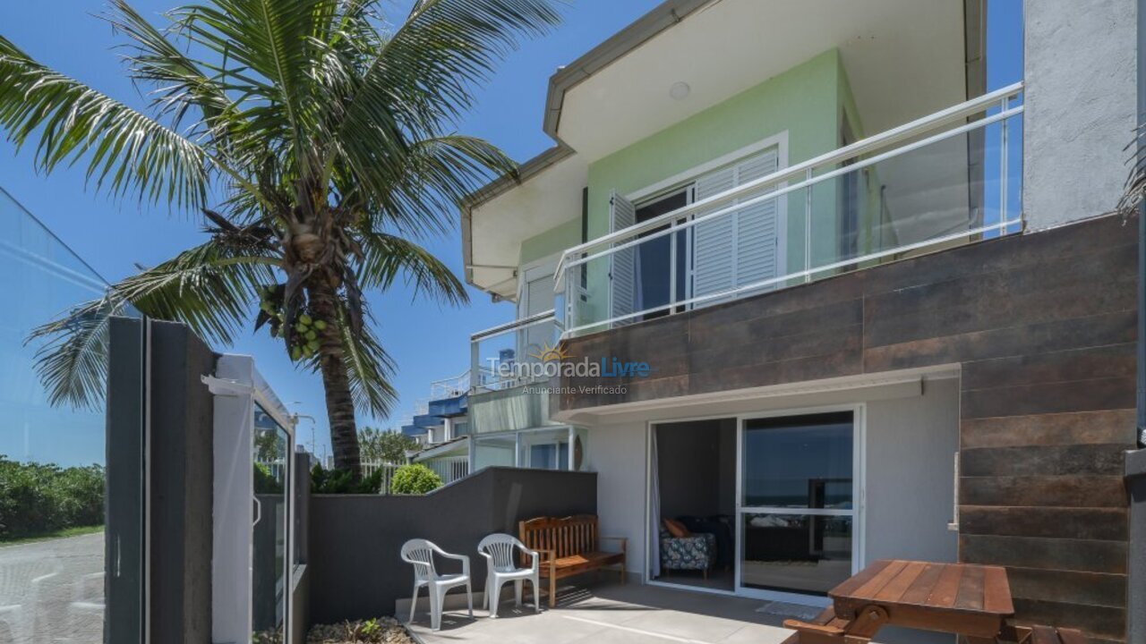 Casa para aluguel de temporada em Bombinhas (Praia de Bombas)