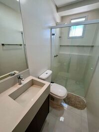 APARTAMENTO COM 2 SUÍTES NO BAIRRO MORRETES EM ITAPEMA