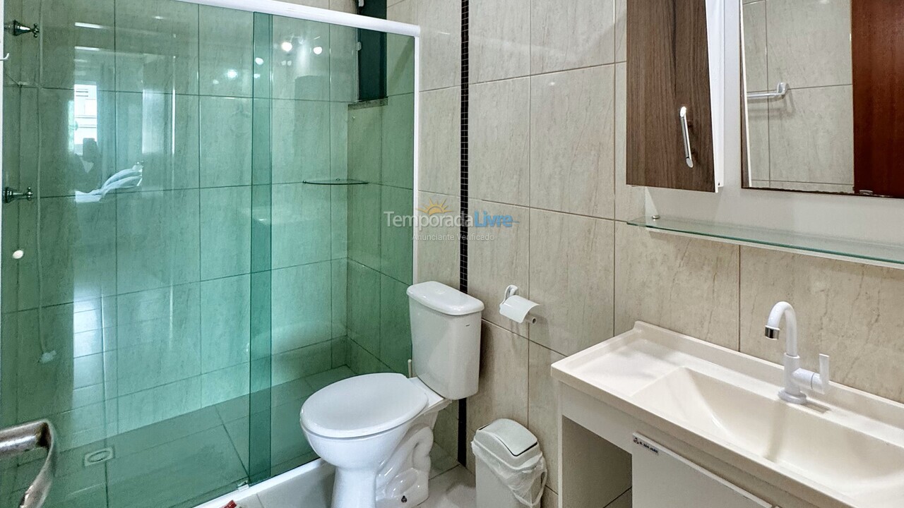 Apartamento para alquiler de vacaciones em Bombinhas (Praia de Bombas)