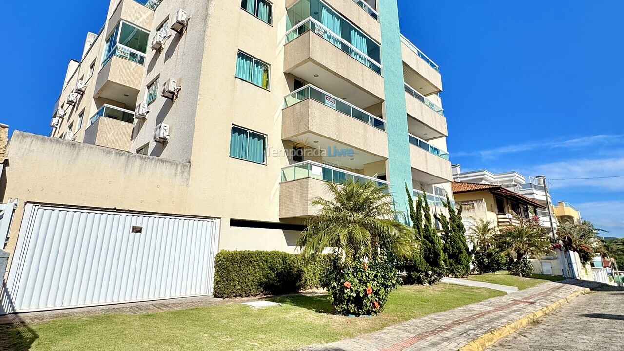 Apartamento para alquiler de vacaciones em Bombinhas (Praia de Bombas)