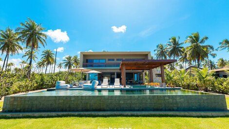 Prime Beachfront Mansion in the Brazilian Caribbean – PE