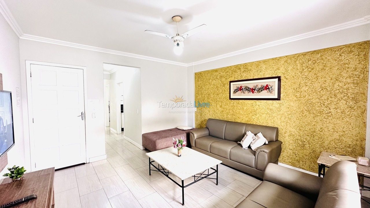 Apartamento para aluguel de temporada em Balneário Camboriú (Praia Central)