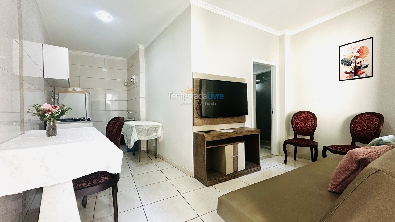 Apartamento para aluguel de temporada em Balneário Camboriú (Praia Central)