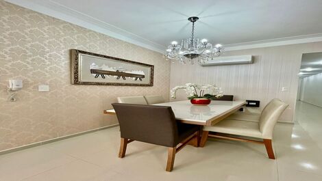 3 suites, close to the beach, fully equipped and furnished