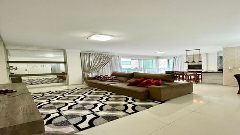 3 suites, close to the beach, fully equipped and furnished