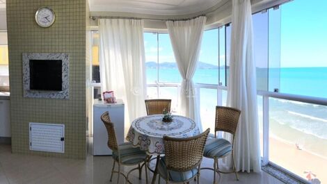 Residencial Prinz - 04 Ocean Front Suites en Meia Praia Itapema / SC