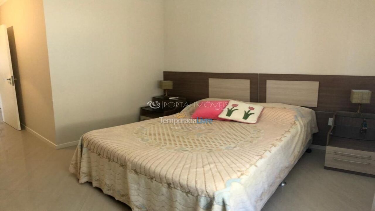 Apartamento para alquiler de vacaciones em Itapema (Meia Praia)