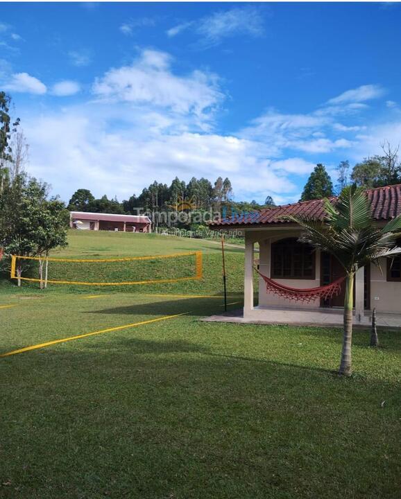 Chácara / sítio para aluguel de temporada em Mandirituba (Colônia Matos)