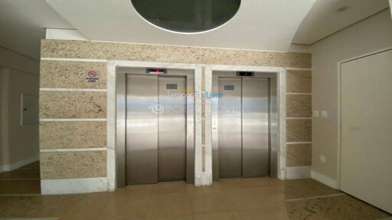 Apartamento para aluguel de temporada em Itapema (Meia Praia)