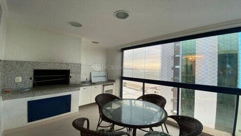 Rosa dos Ventos - 04 suítes em Meia Praia