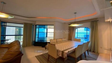 Rosa dos Ventos - 04 suítes em Meia Praia