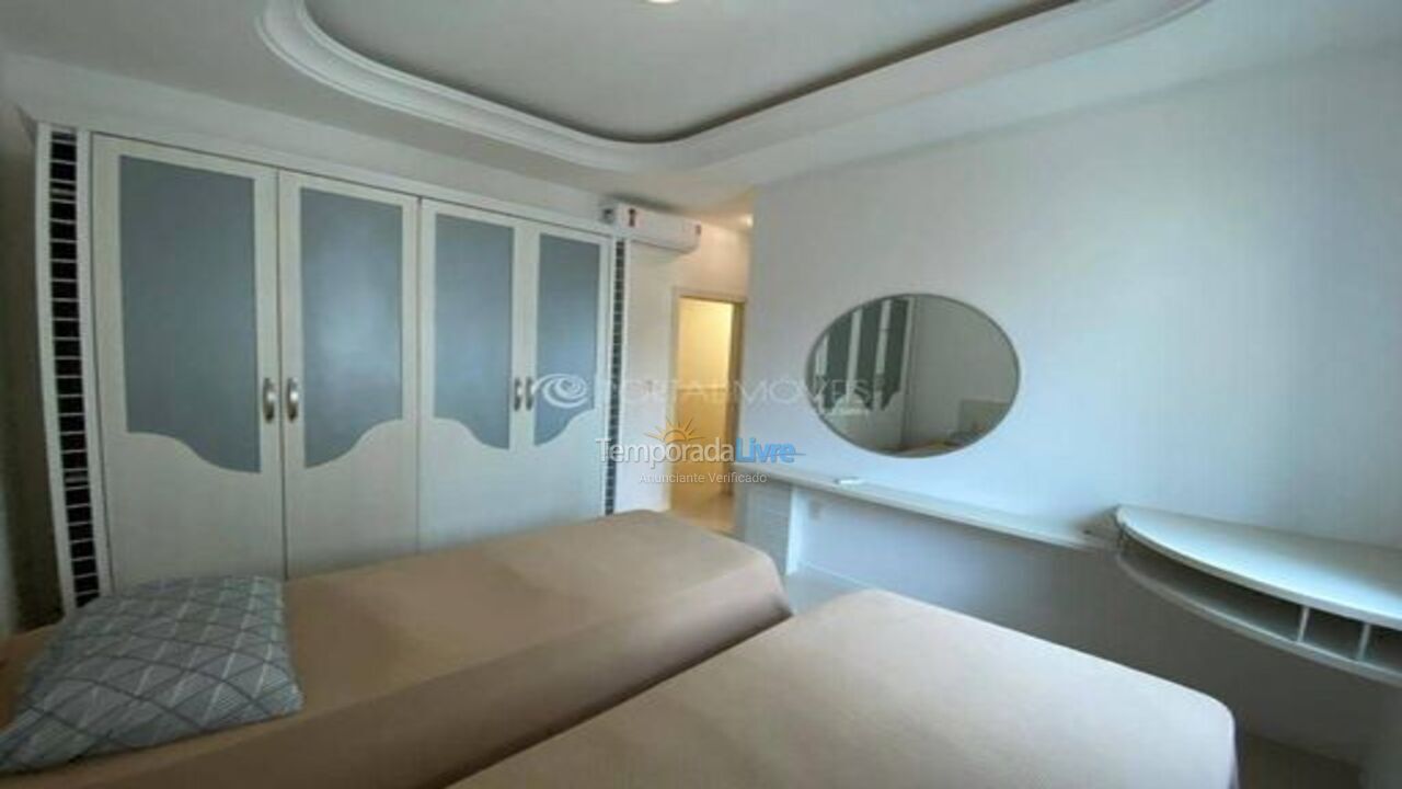 Apartamento para aluguel de temporada em Itapema (Meia Praia)