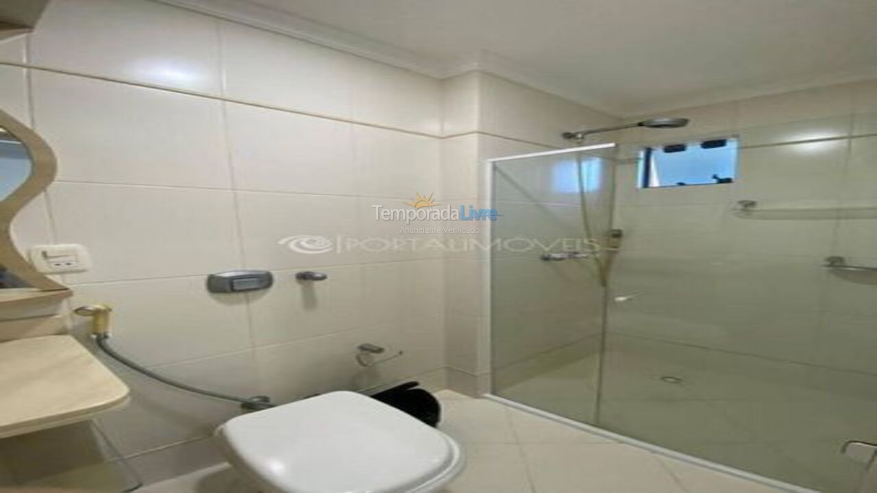 Apartamento para aluguel de temporada em Itapema (Meia Praia)