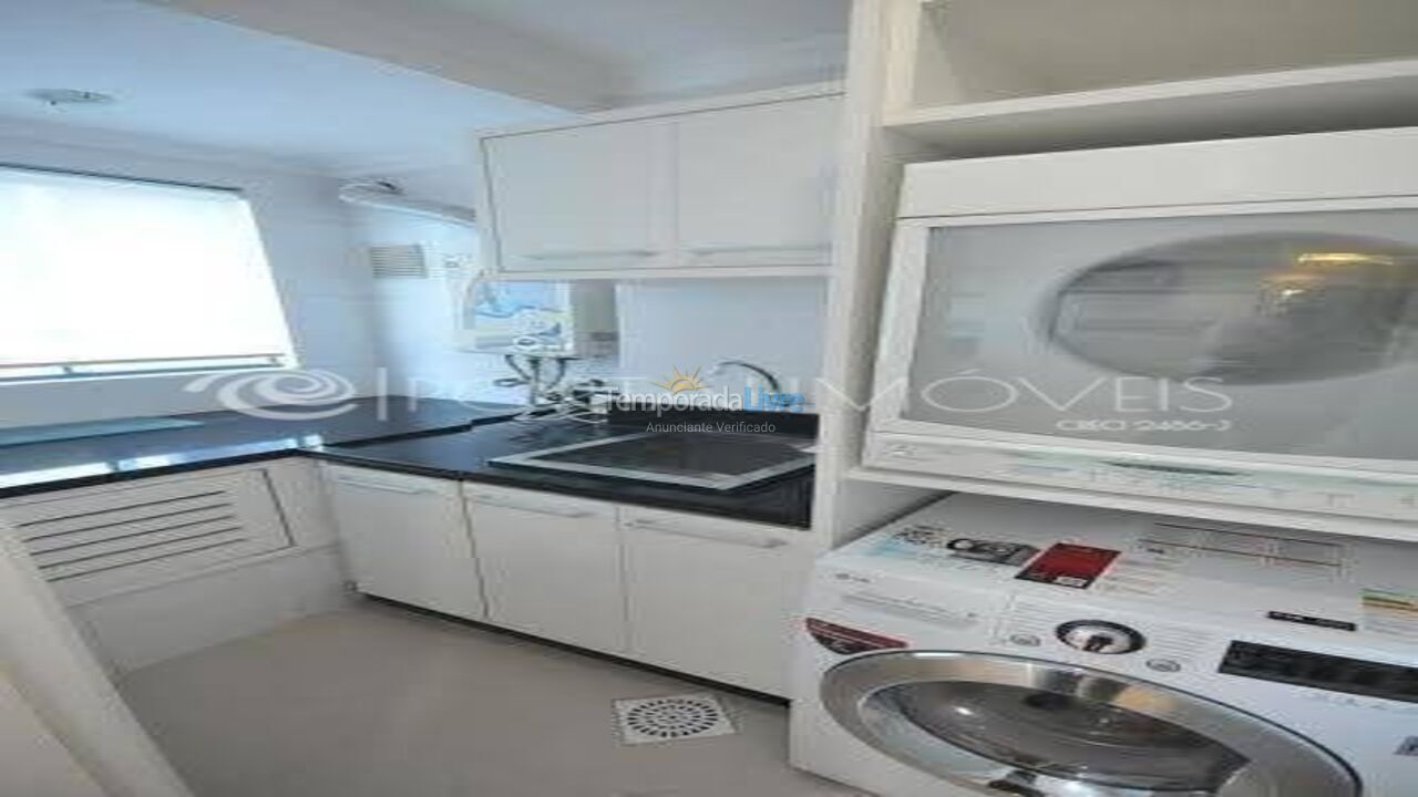 Apartamento para aluguel de temporada em Itapema (Meia Praia)