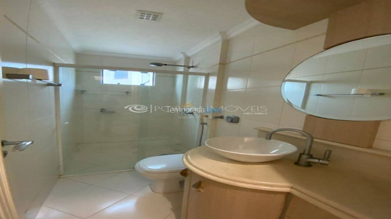 Apartamento para aluguel de temporada em Itapema (Meia Praia)