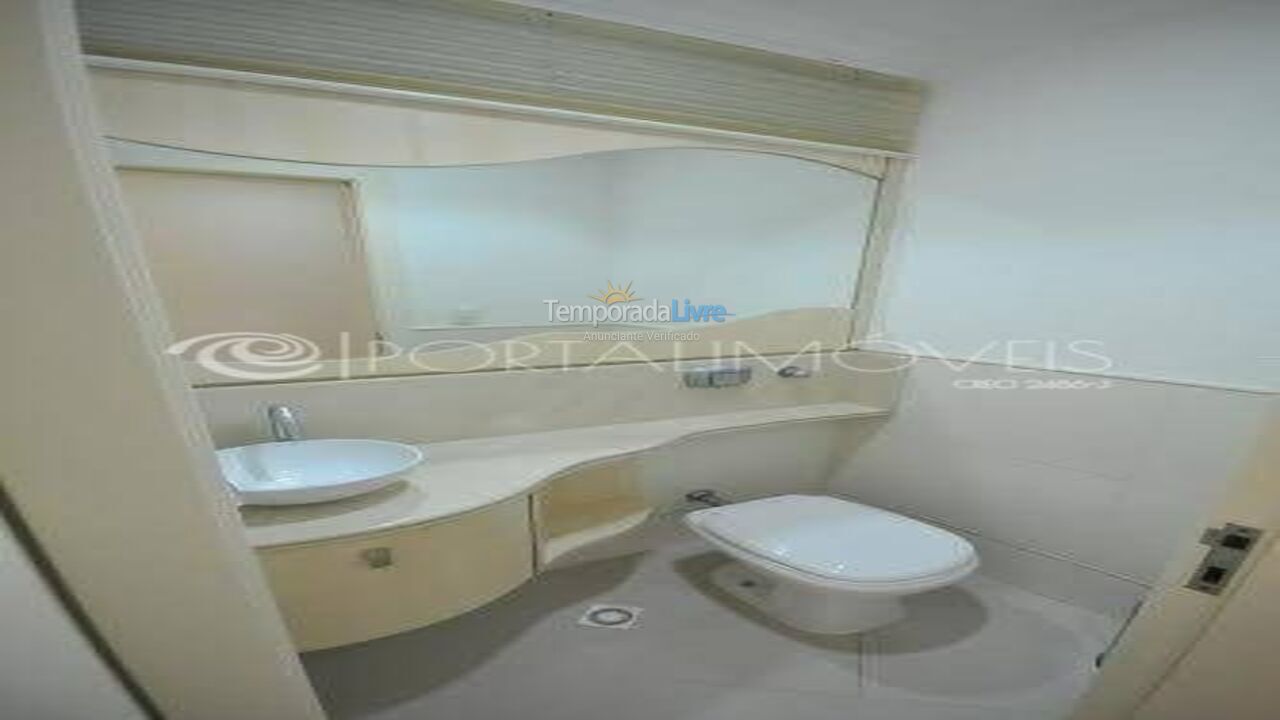 Apartamento para aluguel de temporada em Itapema (Meia Praia)