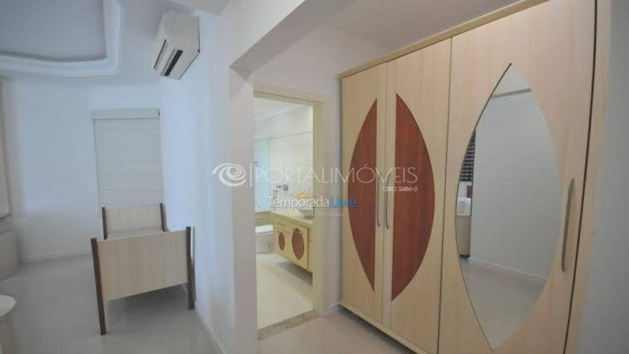 Apartamento para aluguel de temporada em Itapema (Meia Praia)