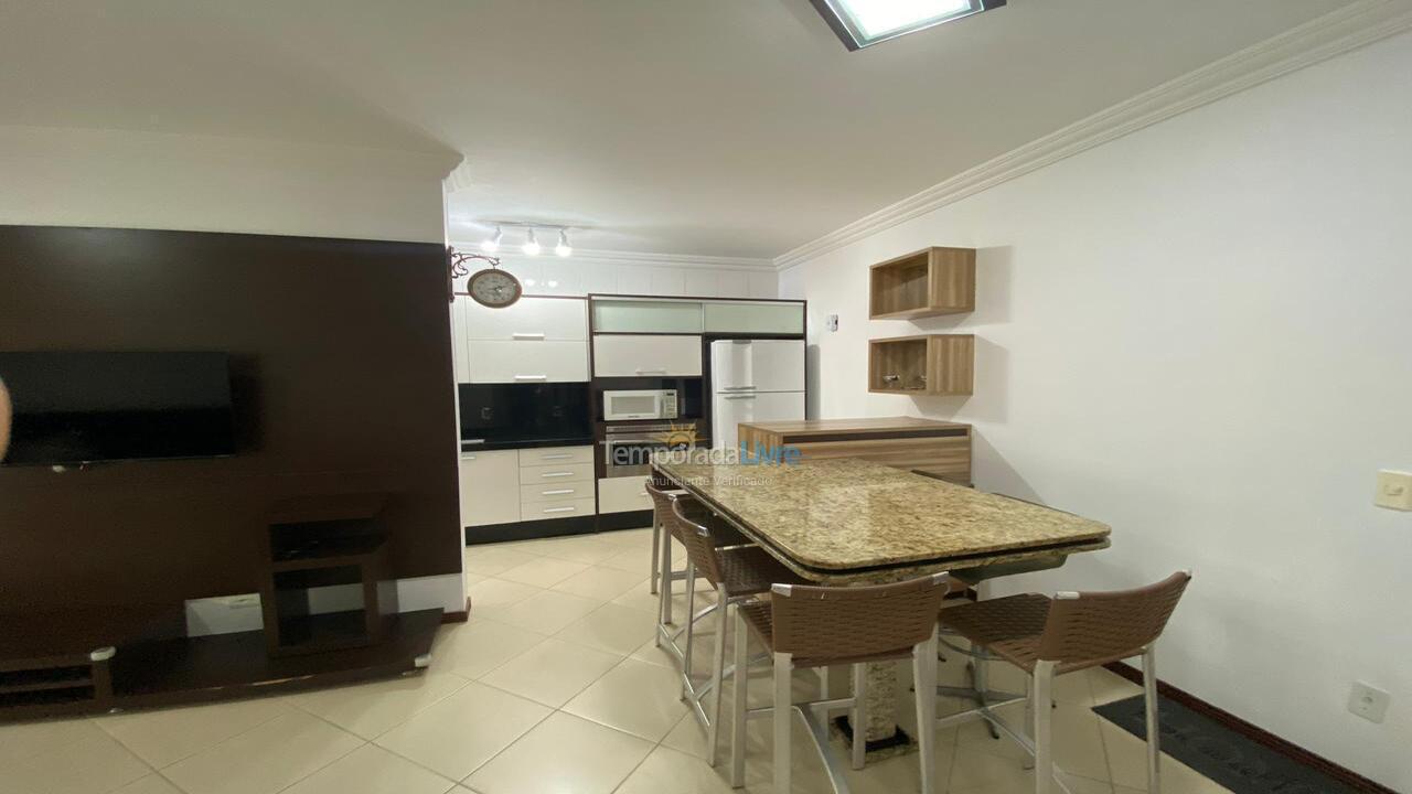 Apartamento para alquiler de vacaciones em Itapema (Meia Praia)