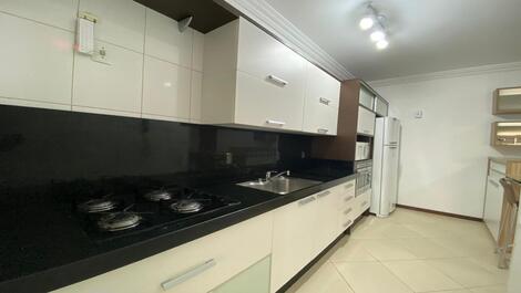 LPARTAMENTO EN Meia ITAPEMA