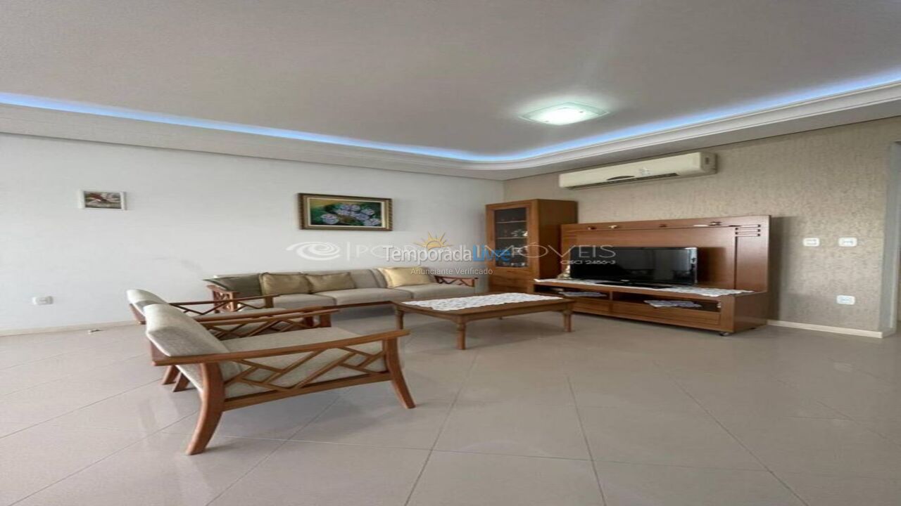 Apartamento para aluguel de temporada em Itapema (Meia Praia)