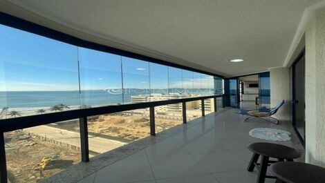 Apartamento com 3 suites em Meia Praia, Frente Avenida com Vista Mar