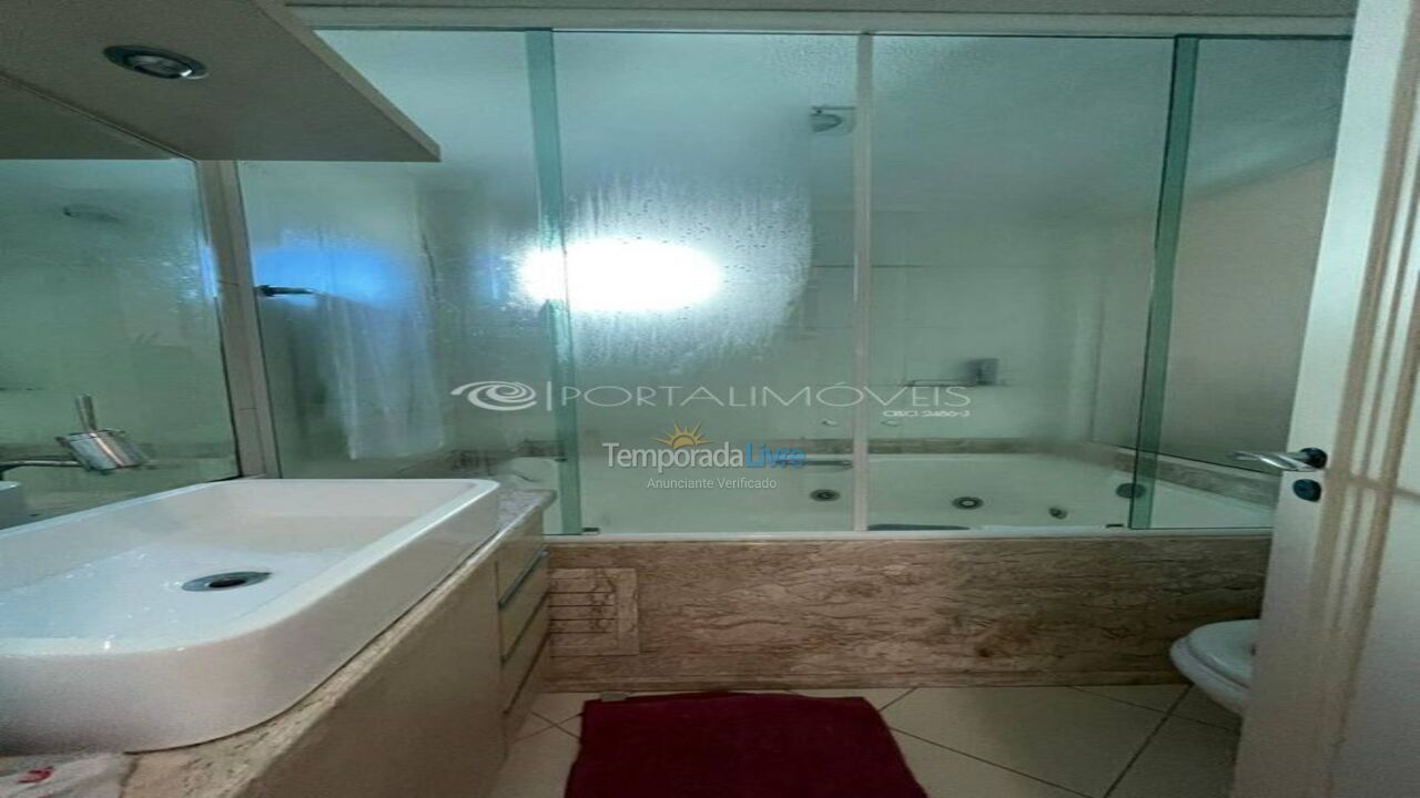 Apartamento para aluguel de temporada em Itapema (Meia Praia)