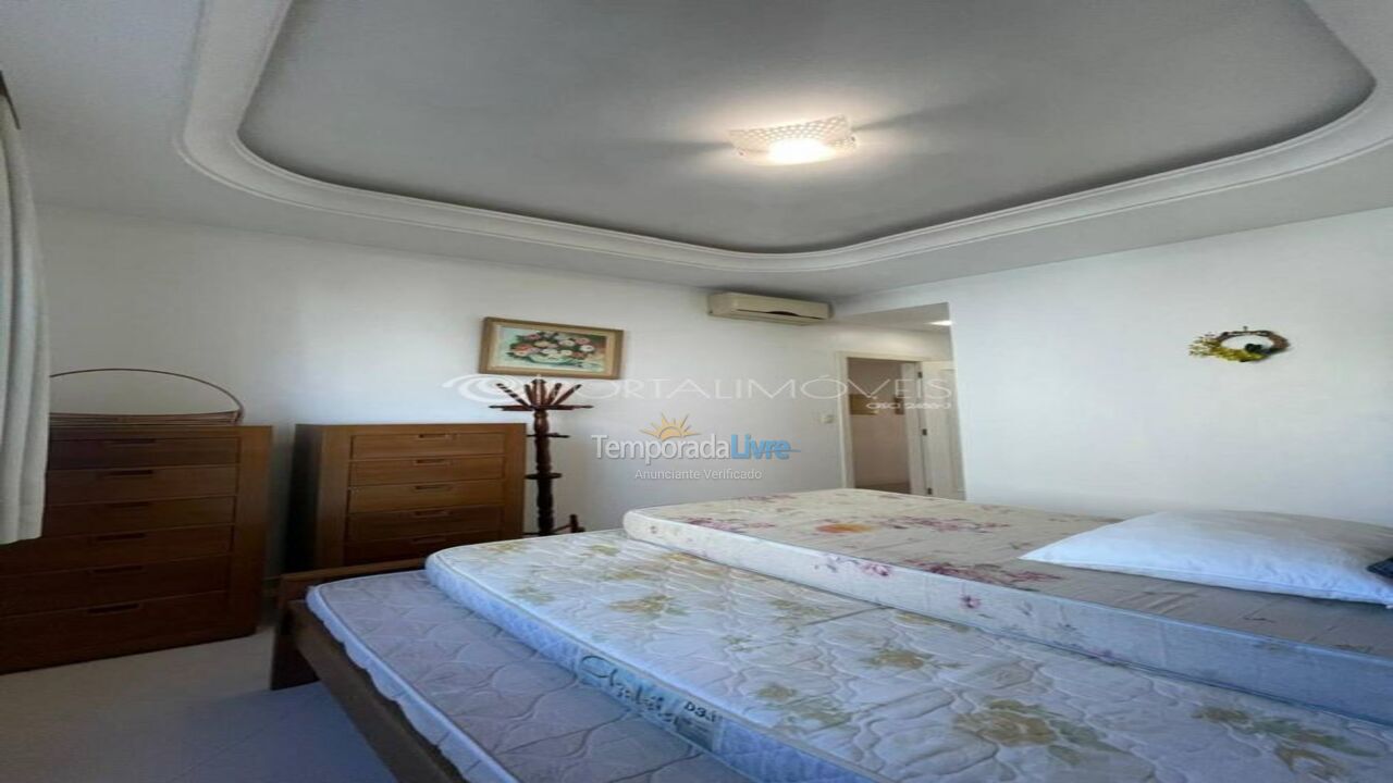 Apartamento para aluguel de temporada em Itapema (Meia Praia)