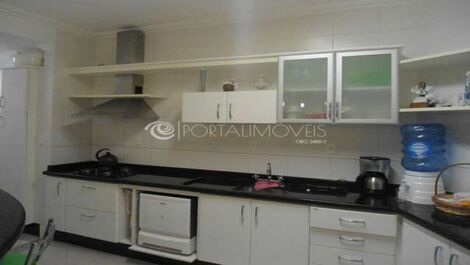 APARTMENT HALF BEACH ITAPEMA SC