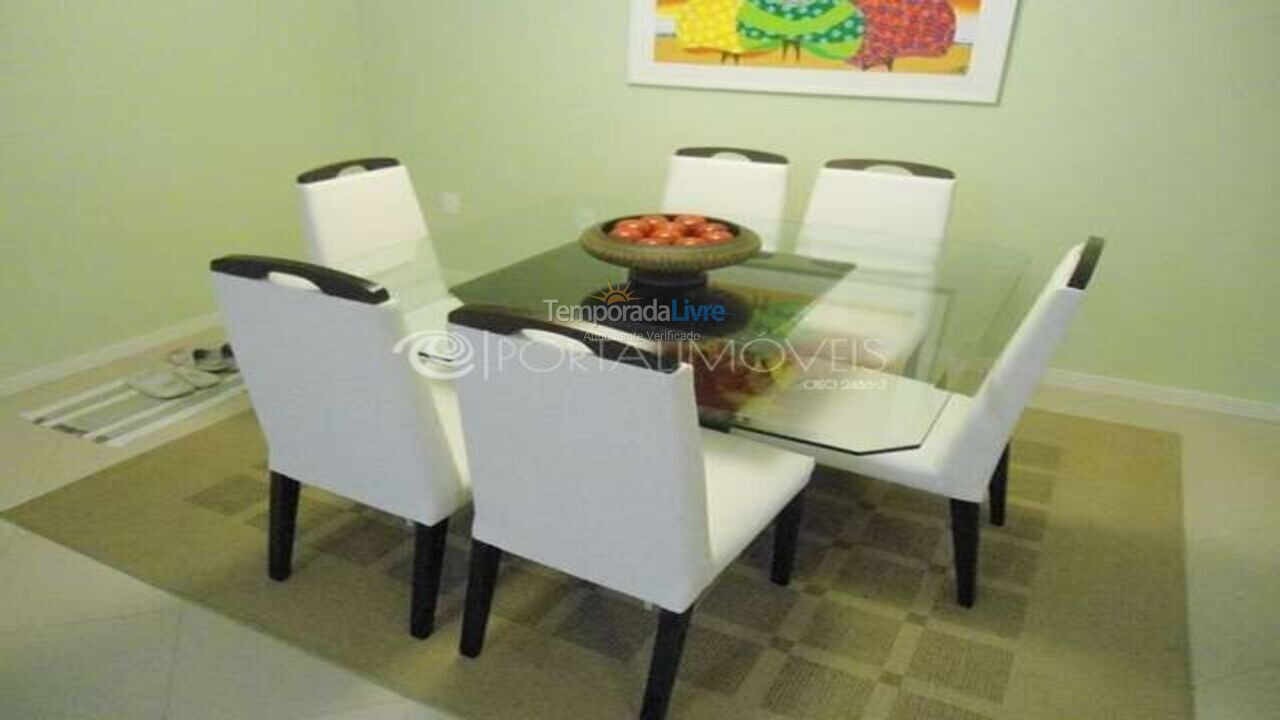 Apartment for vacation rental in Itapema (Meia Praia)