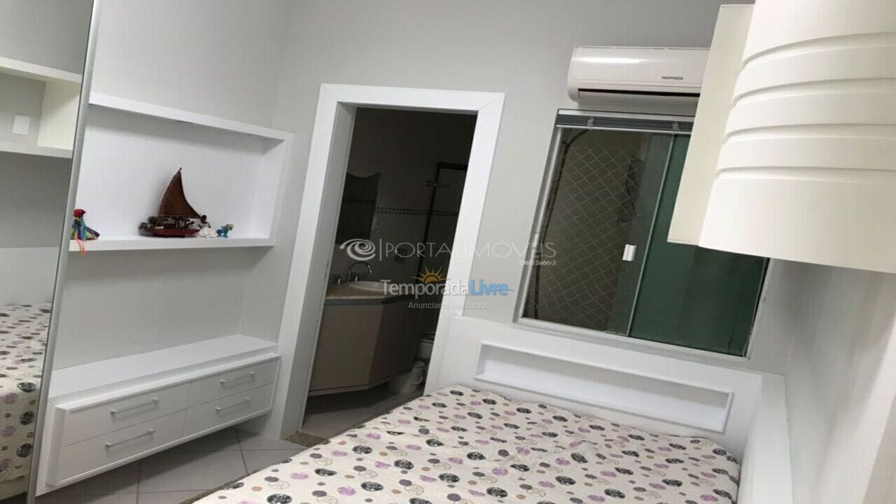 Apartment for vacation rental in Itapema (Meia Praia)