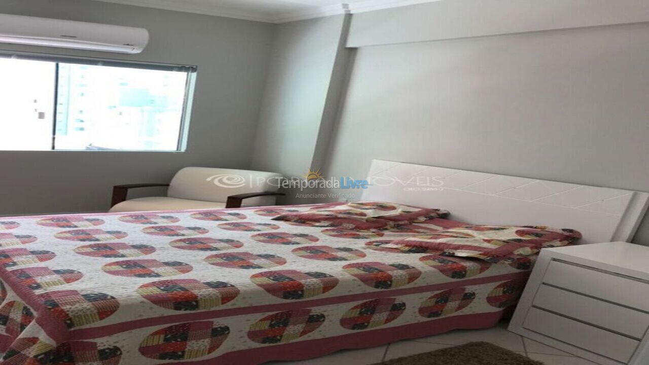 Apartment for vacation rental in Itapema (Meia Praia)