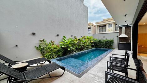 Casa para alugar em São Sebastião - Praia de Juquey